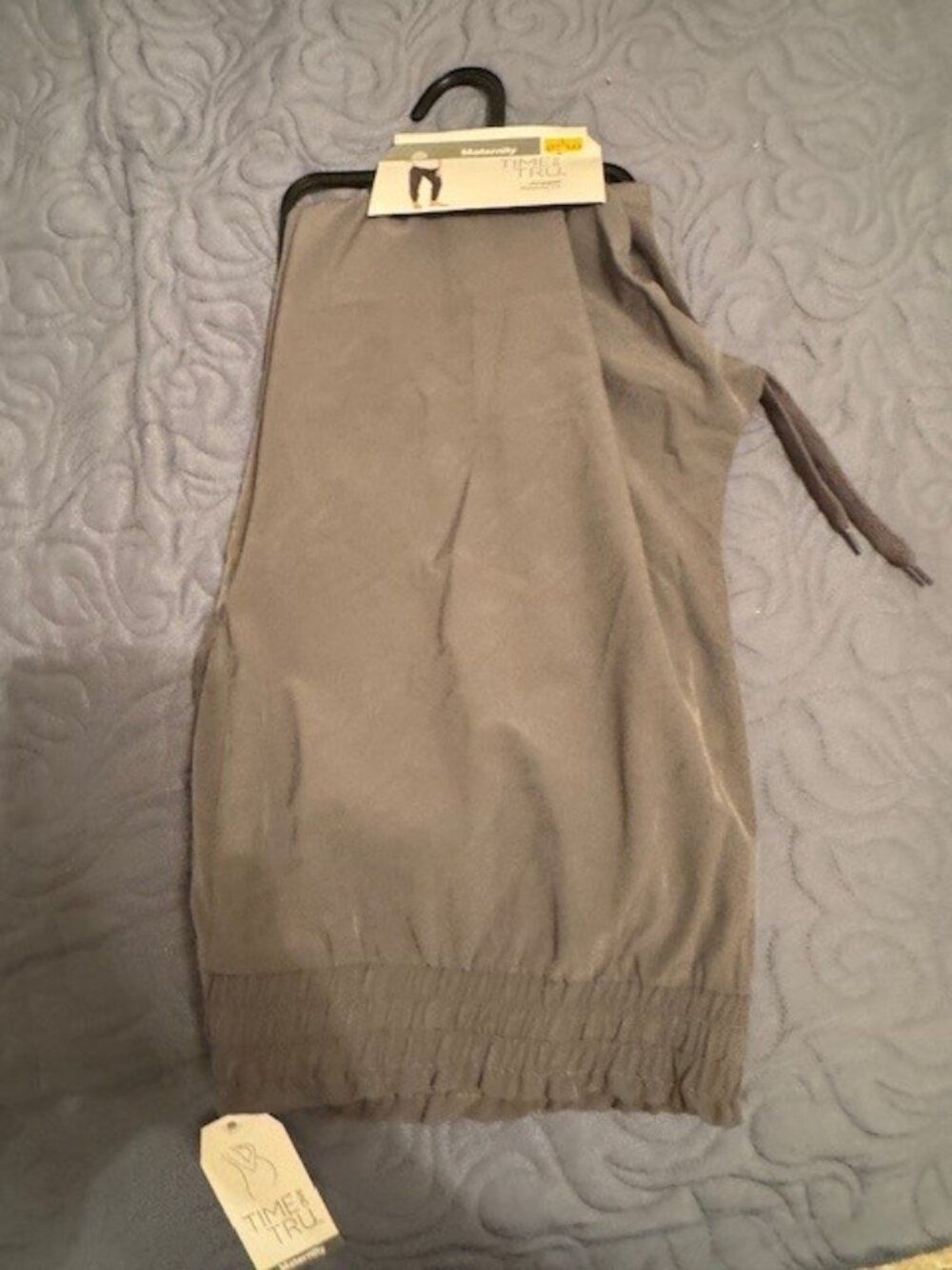 NWT MATERNITY JOGGERS, SIZE LARGE 12/14 GRAY